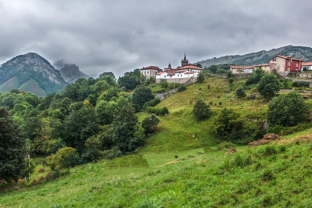 Casas Rurales La Tahona De Besnes Guest House Alles Екстериор снимка