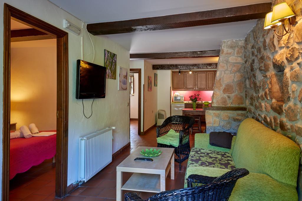 Casas Rurales La Tahona De Besnes Guest House Alles Екстериор снимка